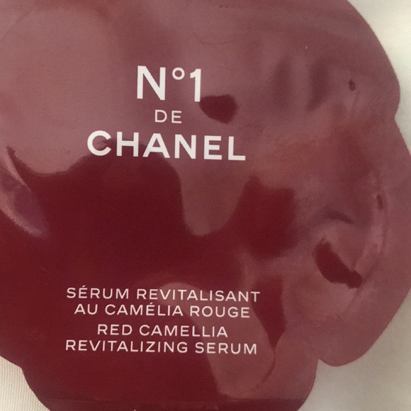 ⚡️FINAL PRICE⚡️ Chanel N1 De Chanel Serum Sample - Picture 1 of 6